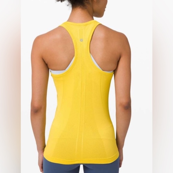 Lululemon Swiftly tech top - Picture 2 of 4